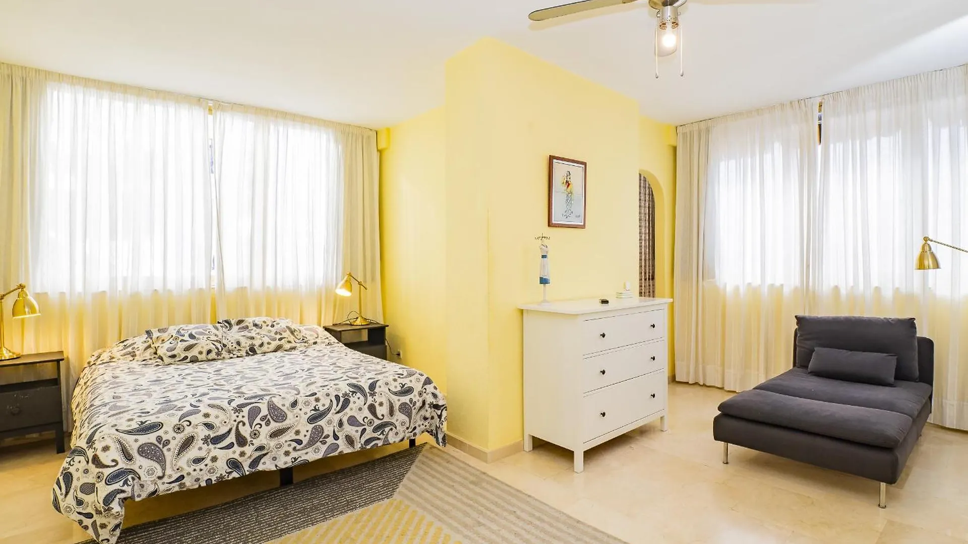 Cubo'S Apartment Mayoral Front Line Marbella Spain