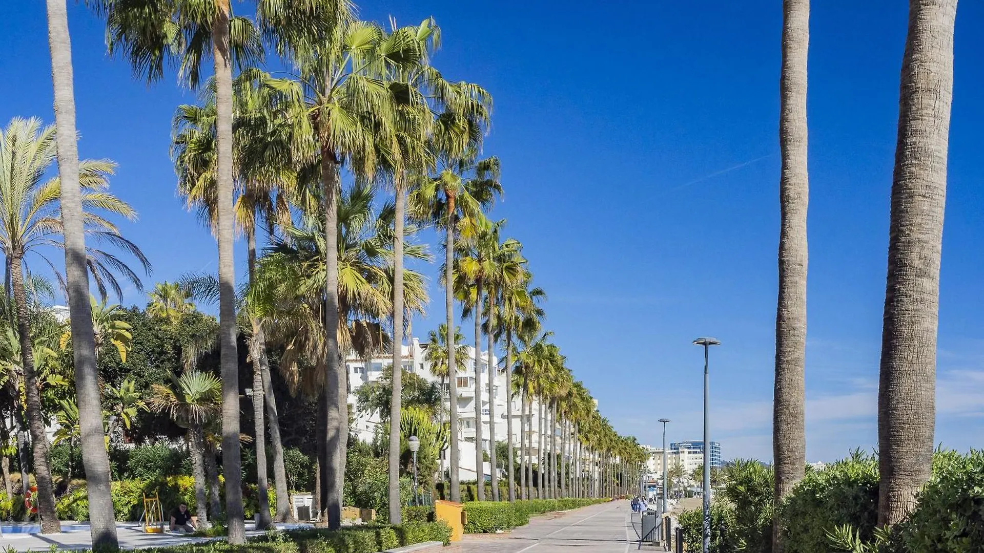 Cubo'S Apartment Mayoral Front Line Marbella Spain